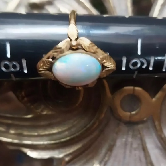 Antique Estate 10KT YELLOW GOLD OPAL leaf RING π π€ π - Picture 8 of 9